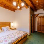 731759336 Hotel STRACHANOVKA ***