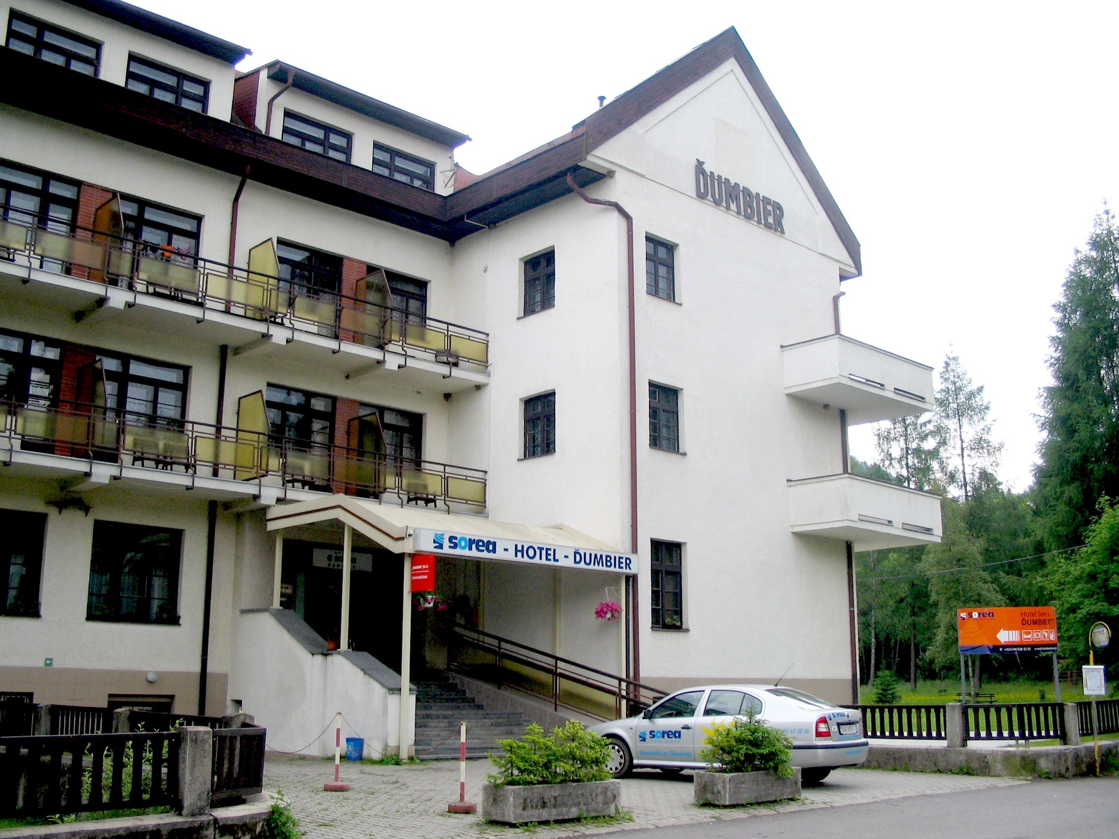 Hotel Ďumbier **